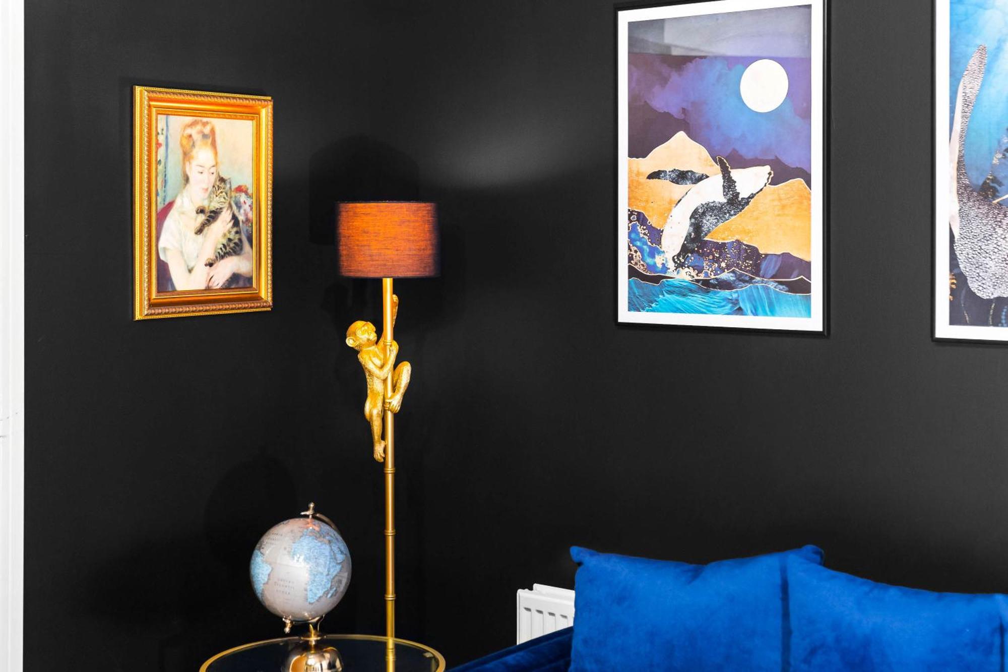 Stylish Manchester 4 Bed House W/Garden ✘ Sleeps 9 - Salford ☆ Free Parking → Smart Tvs In Every Bedroom ☆ Free Netflix & Ultra Fast Wifi ✪ 6 Min To City Centre, Close To Trafford Centre, Etihad Stadium, Manchester Arena, Clubs & More! Exterior foto